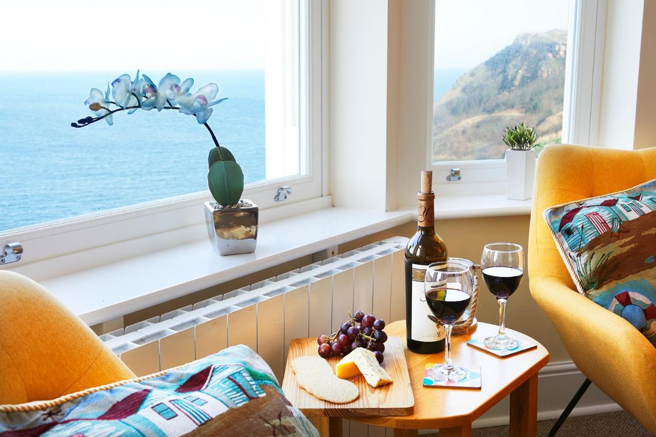 Denelea - Stunning Sea Views! Скарборо Экстерьер фото